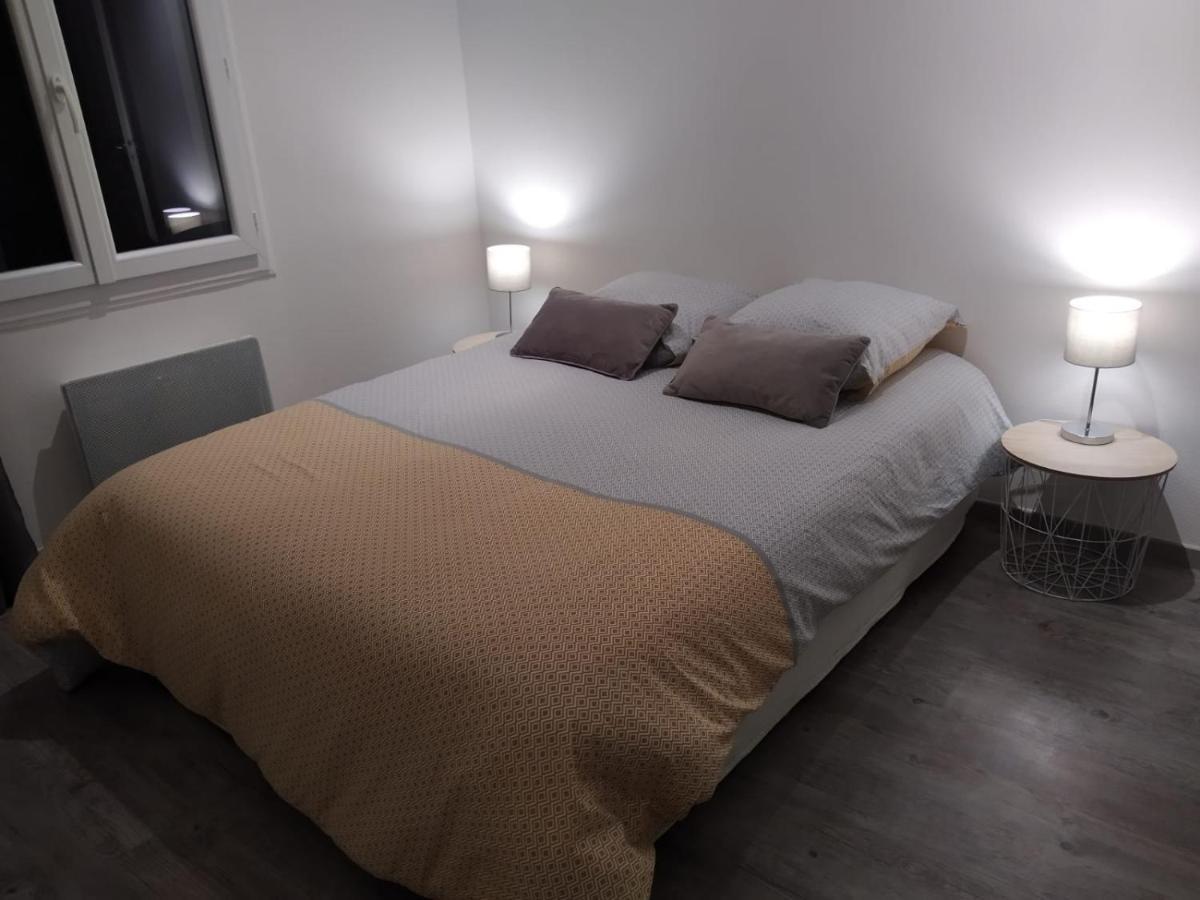 Jolie Maison Tuffeau Centre De Saumur Avec Local Velos Kültér fotó